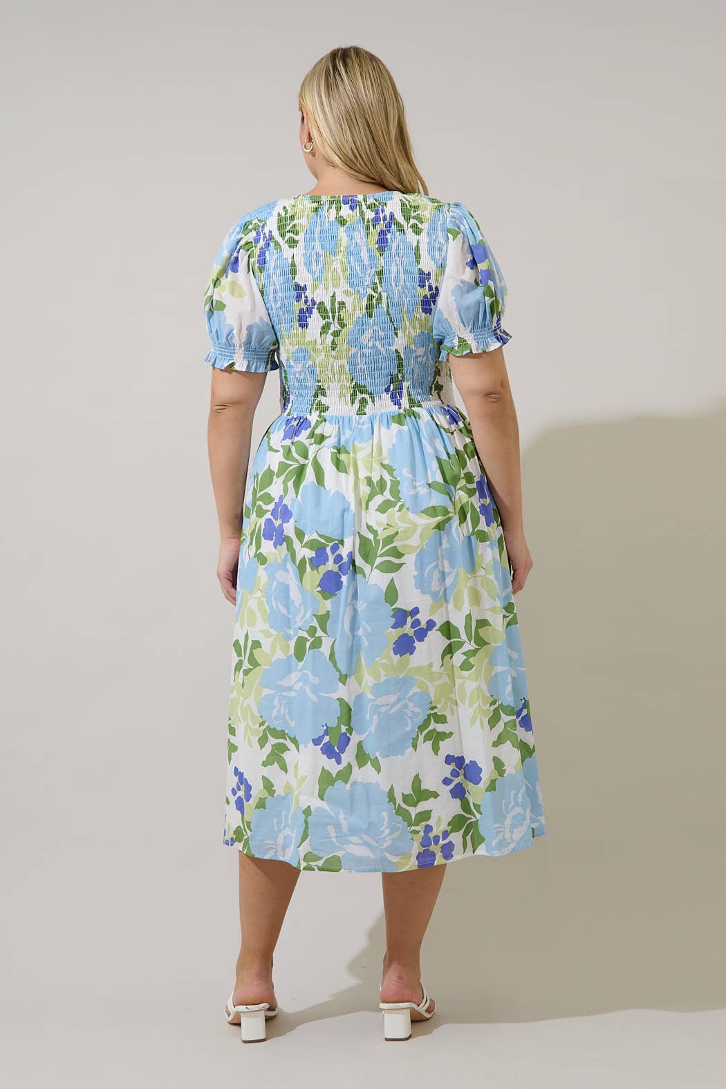 Tamry Smocked Midi Dress Khloey Floral Curve PLUS Blue Floral