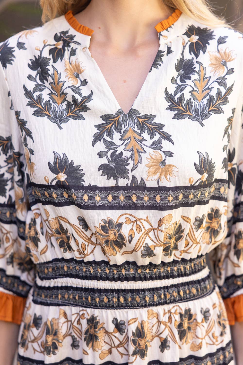 35864 Contrast Ruffled Cuff and Hem Floral Boarder Midi Dres: Cream / L